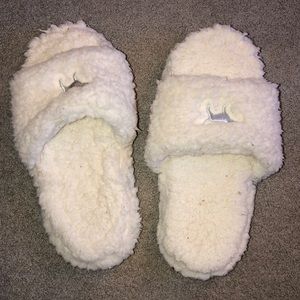 Slippers